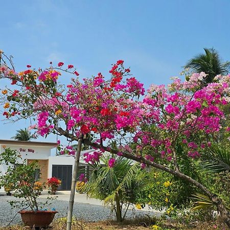 Nha Nghi Truc May Ben Tre Eksteriør bilde